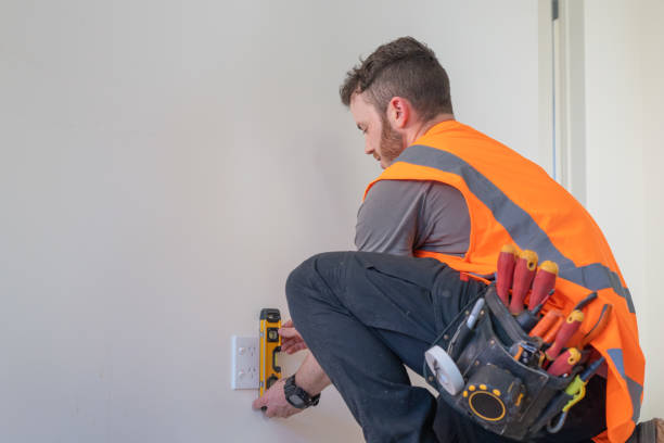 Best Circuit Breaker Repair  in Elsmere, KY